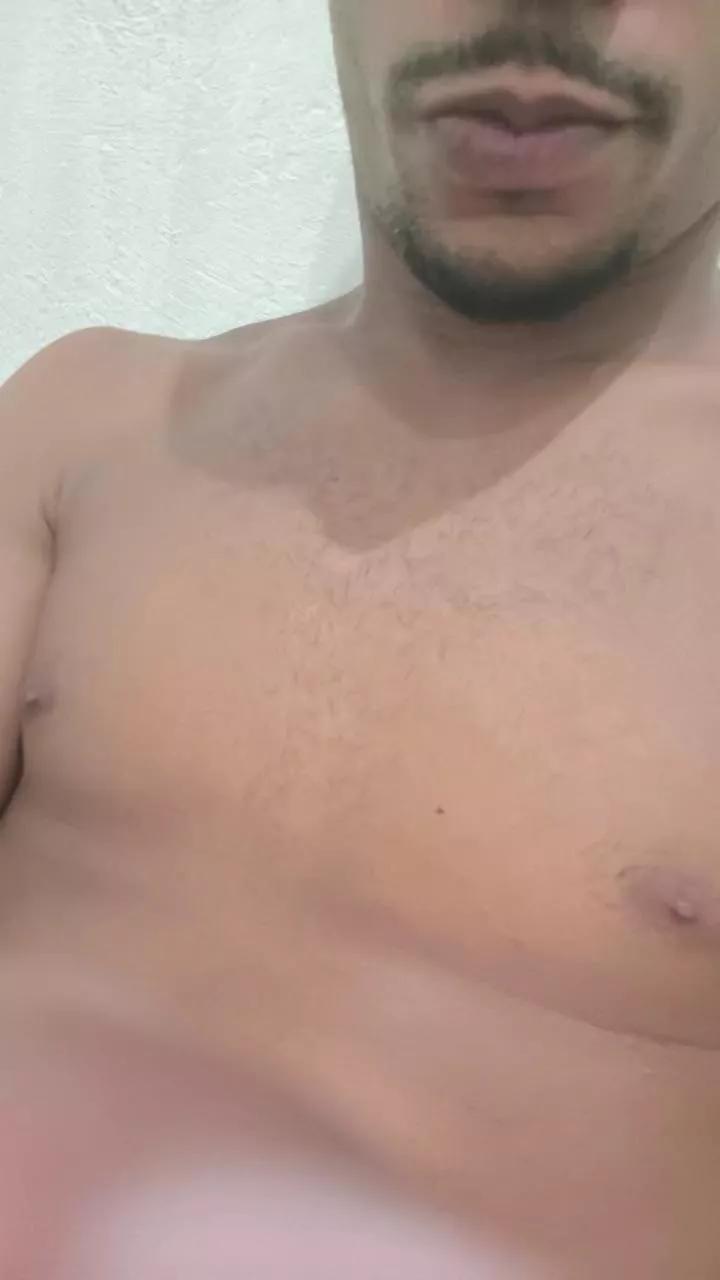 Avastmill on Cam4 
