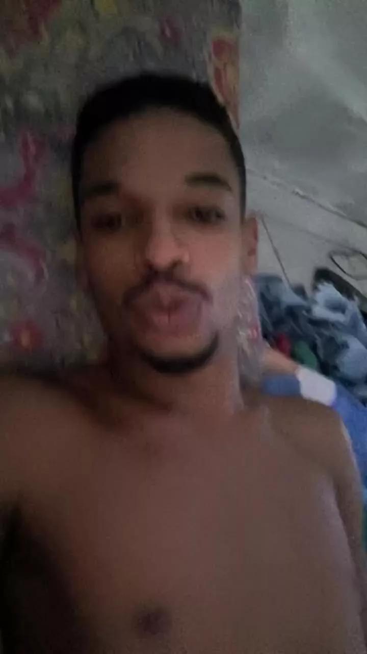 Avastmill on Cam4 
