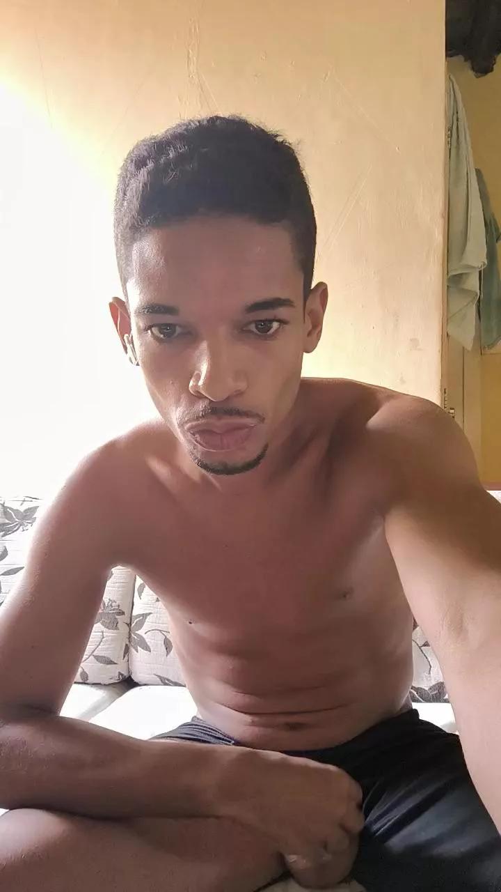 Avastmill on Cam4 