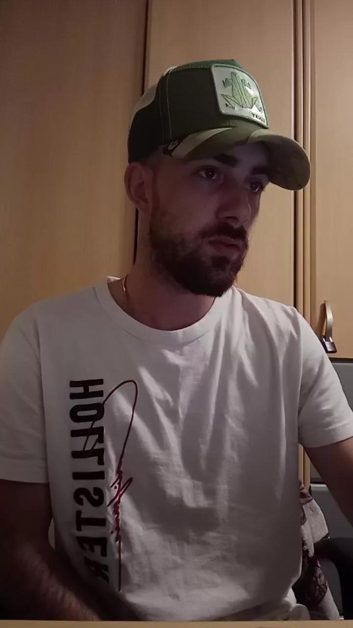 Bcn18Real on Cam4 