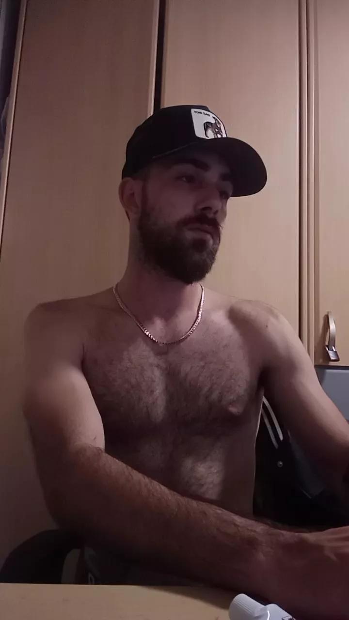 Bcn18Real on Cam4 