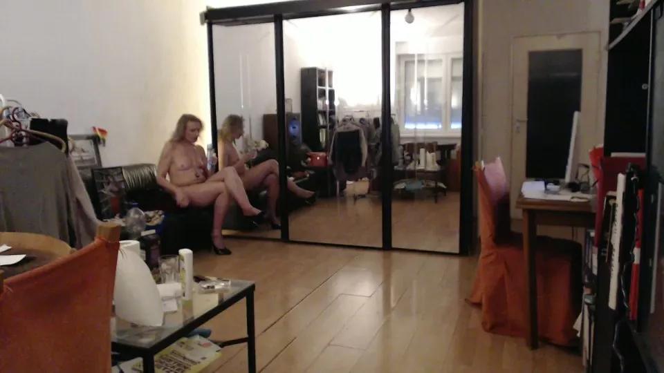 Beverlyberli on Cam4 