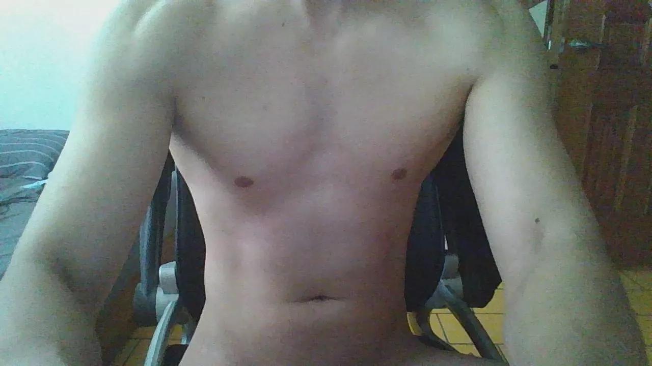 bigdragon0857 on Cam4 
