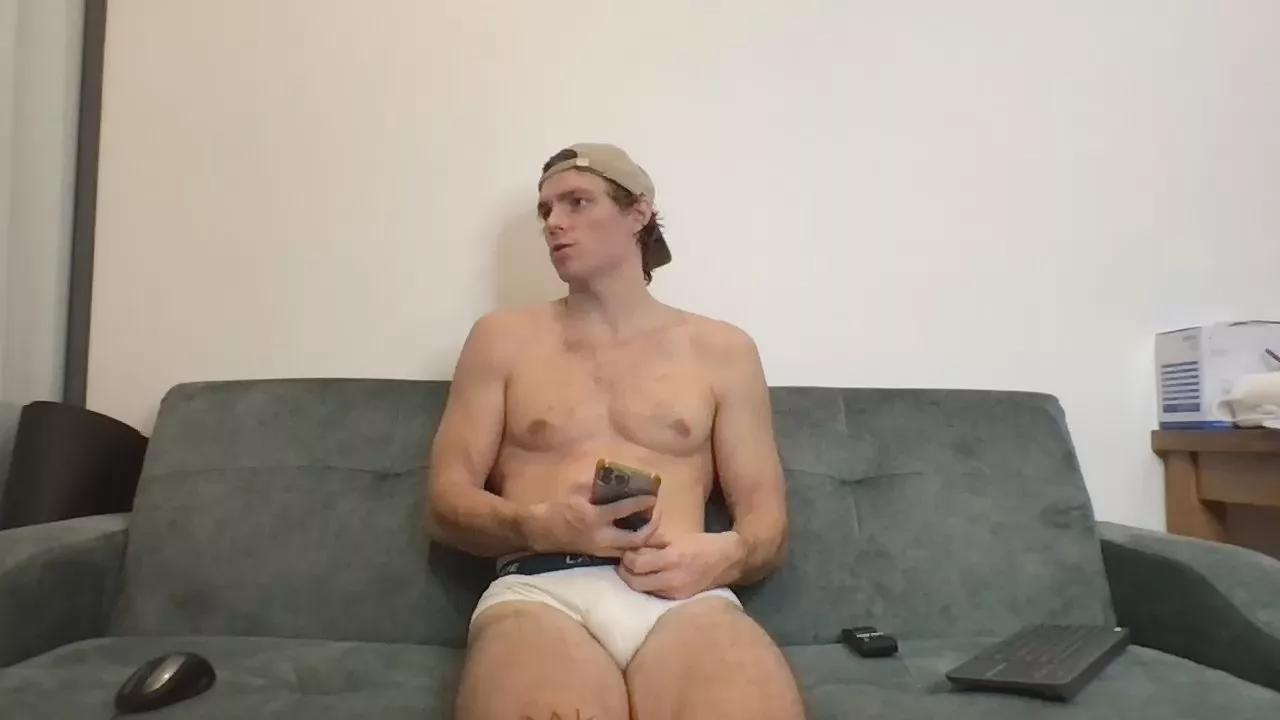 blueyedmonster on Cam4 