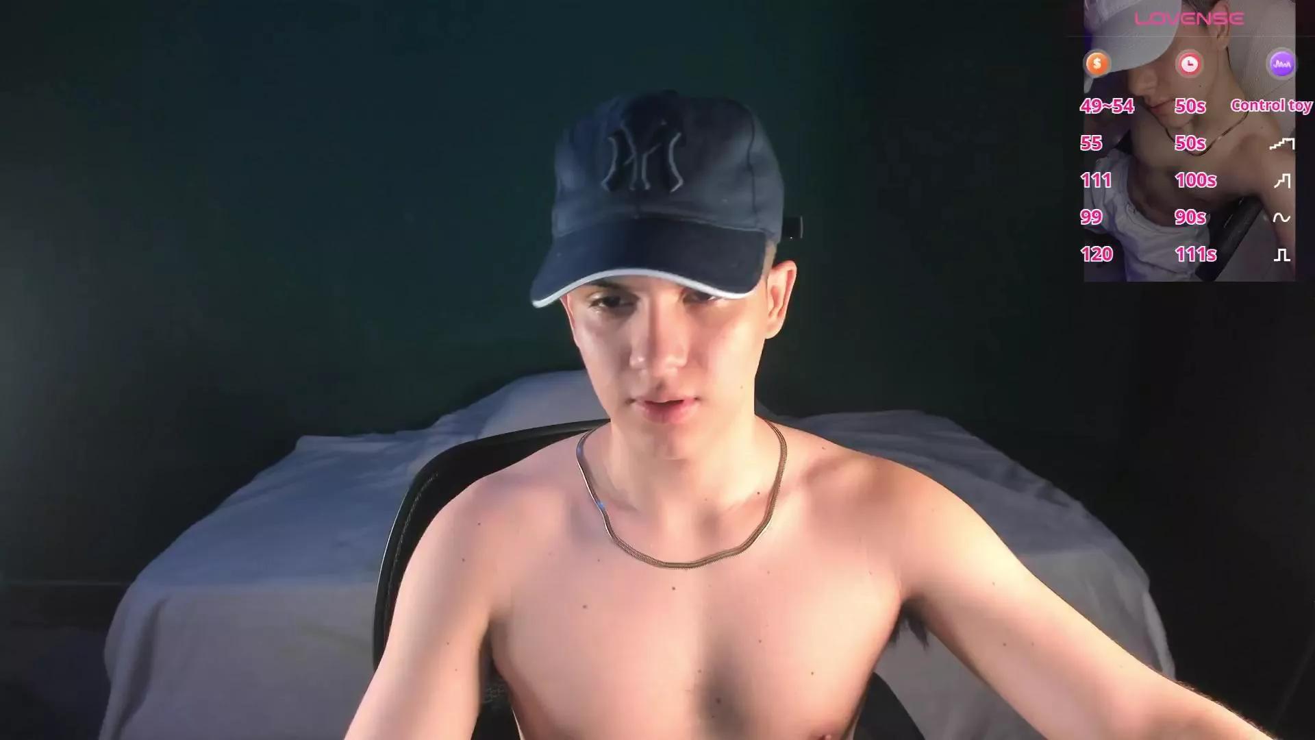 Brat__ on Cam4 