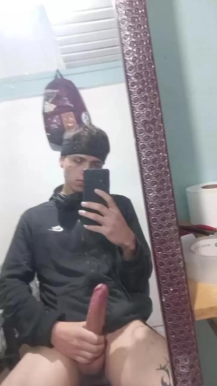camxcamsky on Cam4 