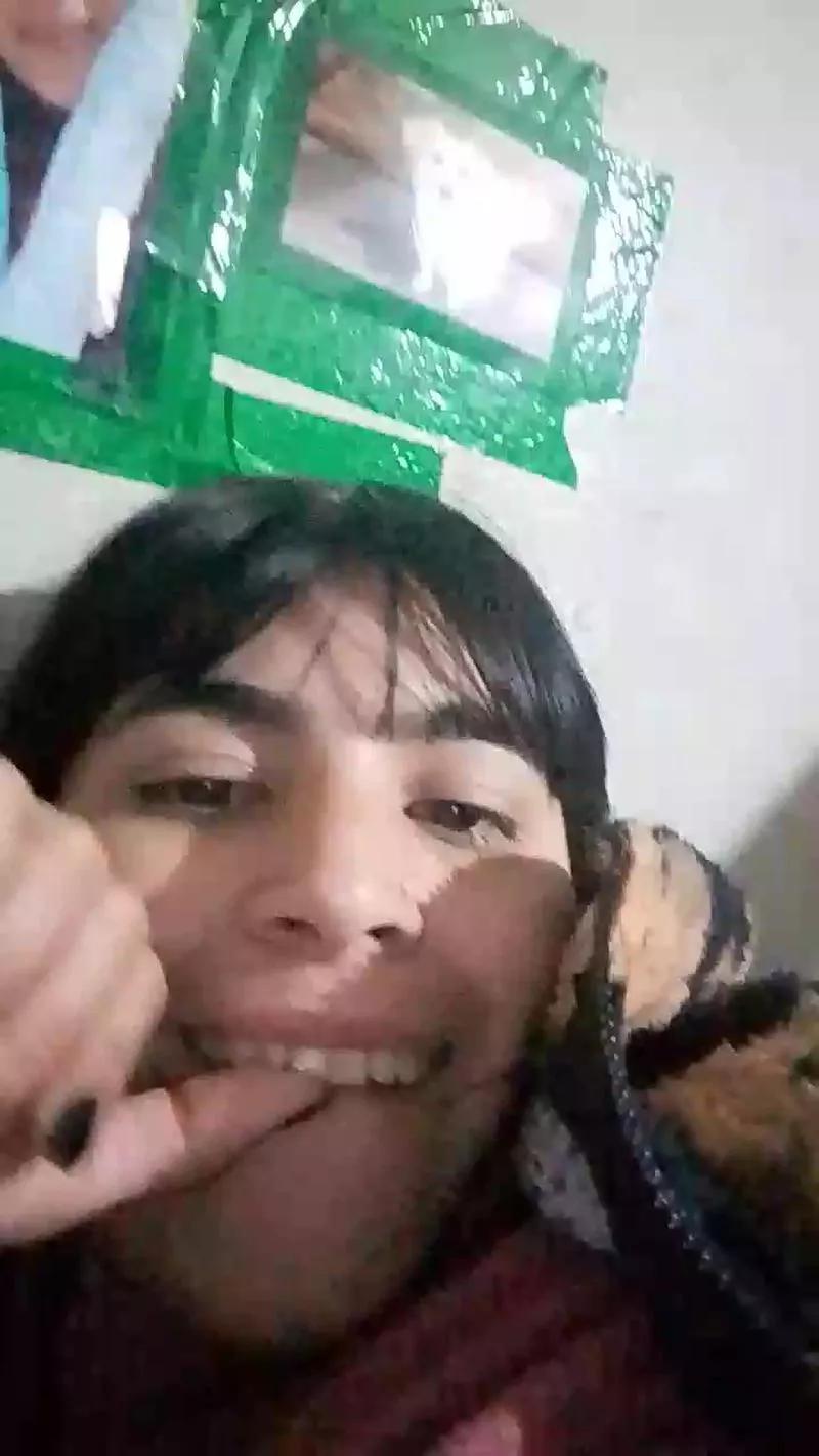 candee3 on Cam4 