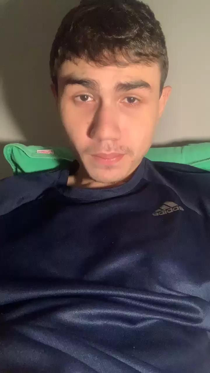 Carioca_Novinho on Cam4 