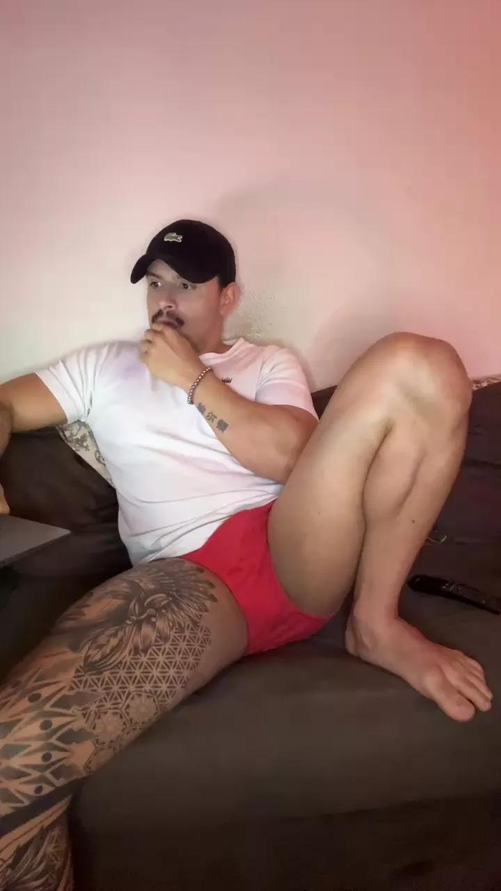 Carvalho23cm on Cam4 