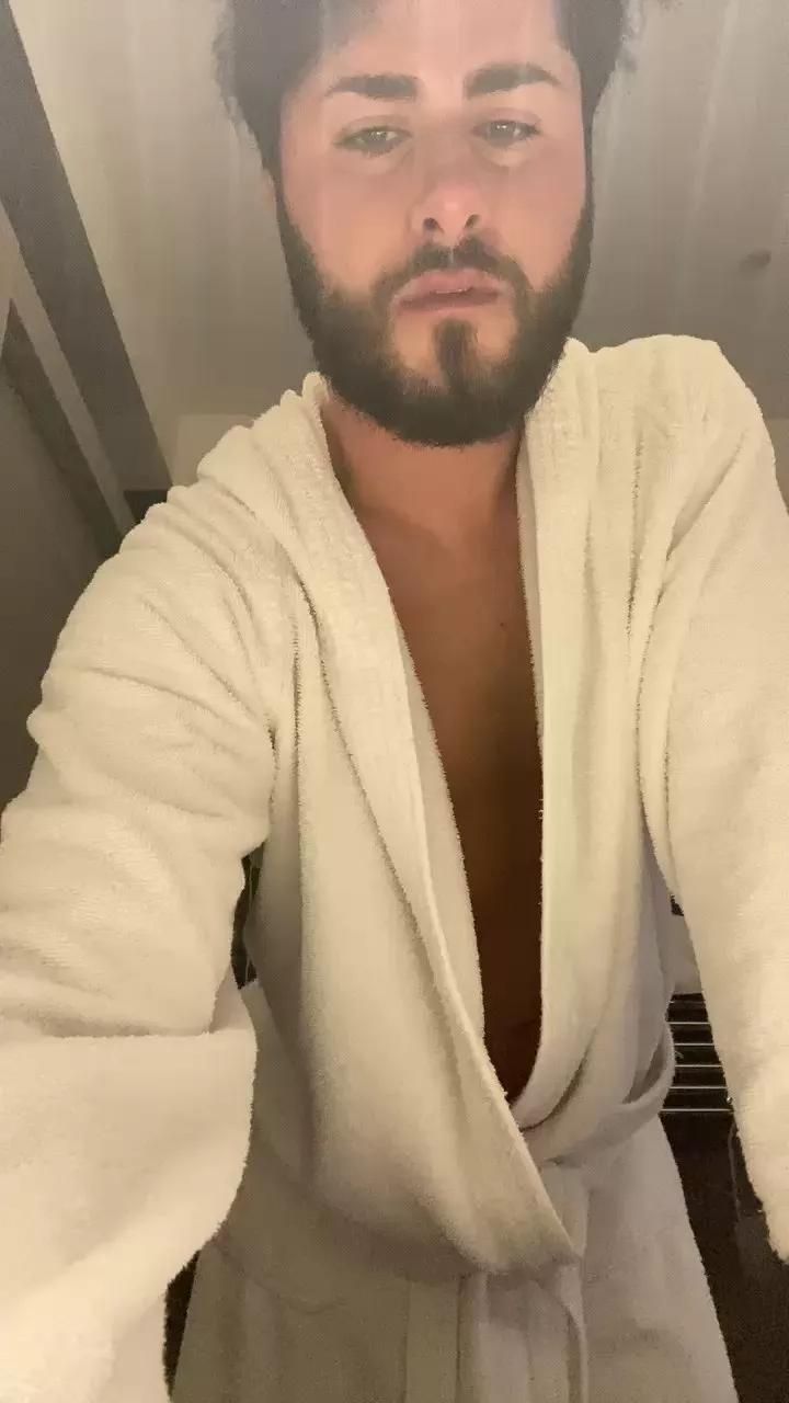 CavalloGaloppa on Cam4 
