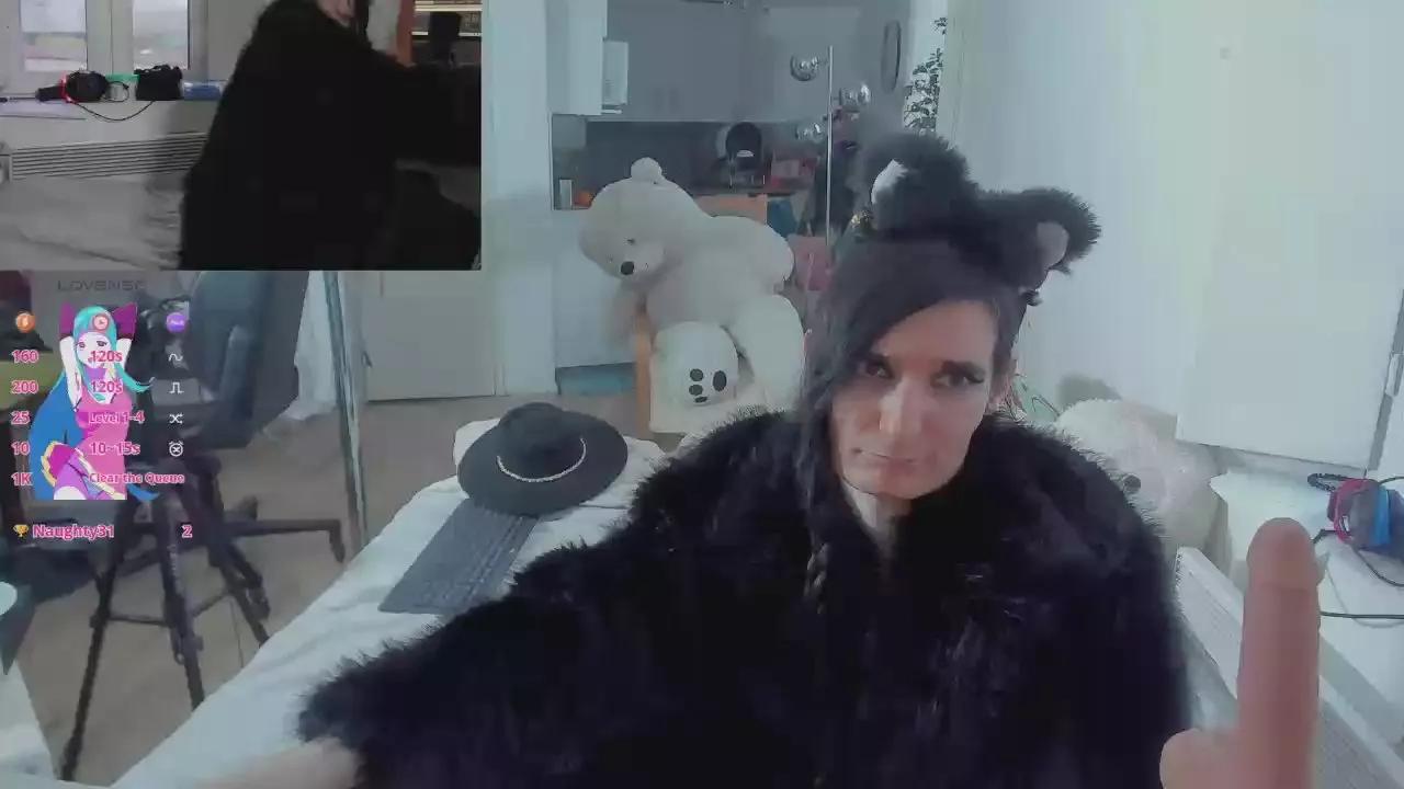CeriseLapine on Cam4 