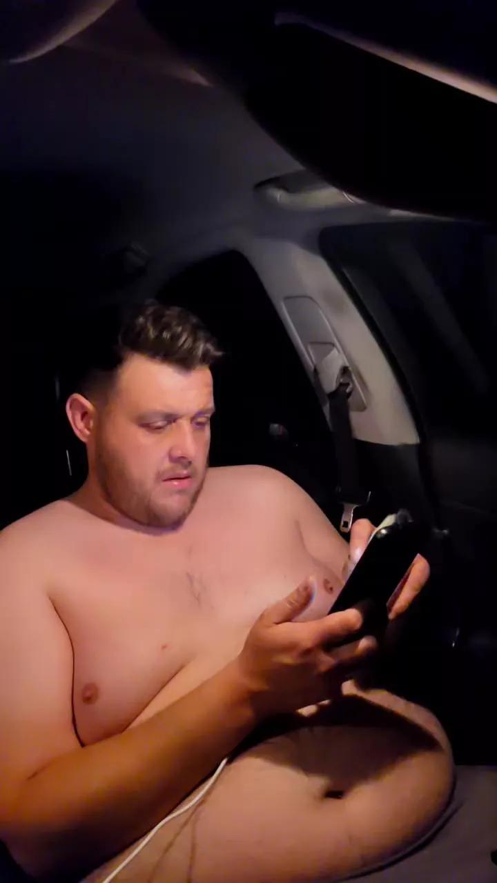 Chavbear on Cam4 