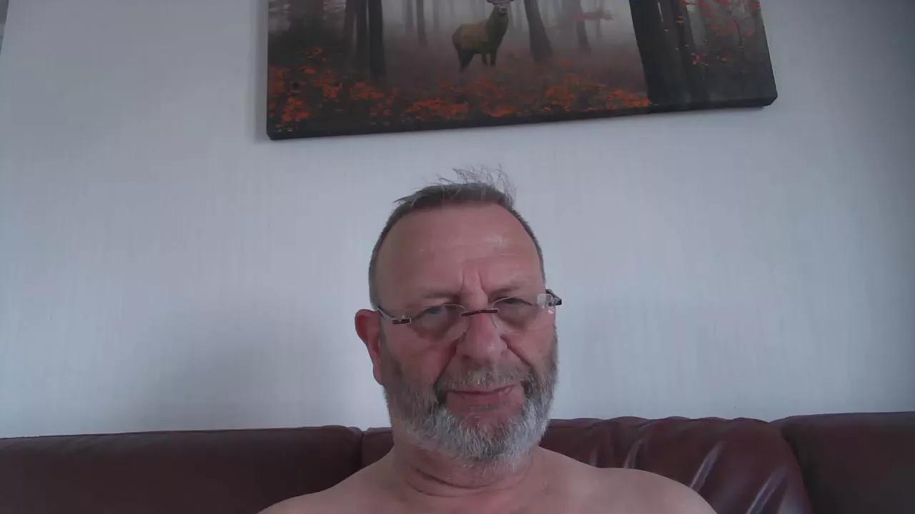 curvycock67 on Cam4 