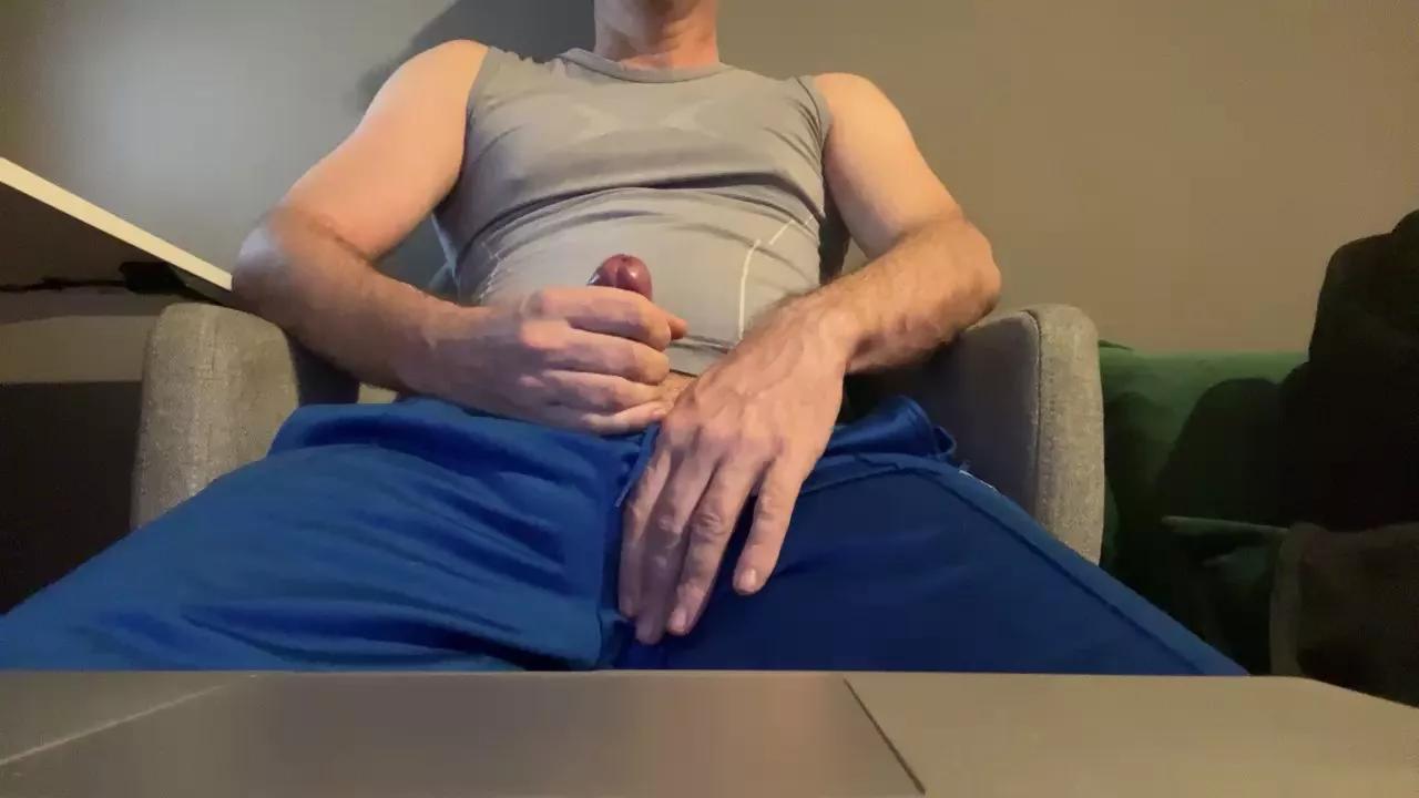 dauer_hot on Cam4 