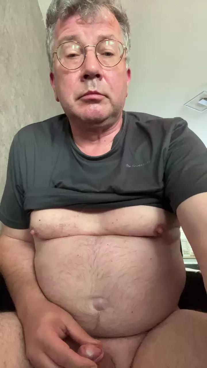 Dezslaaf on Cam4 