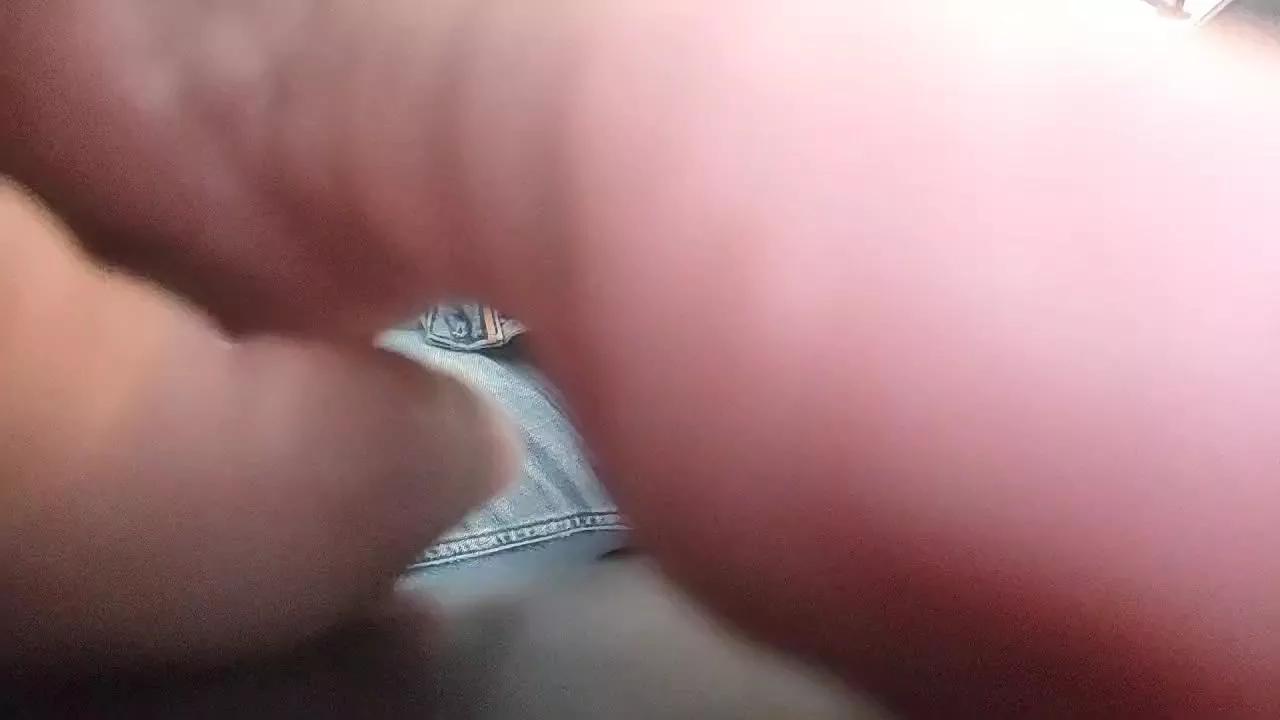 Dezslaaf on Cam4 