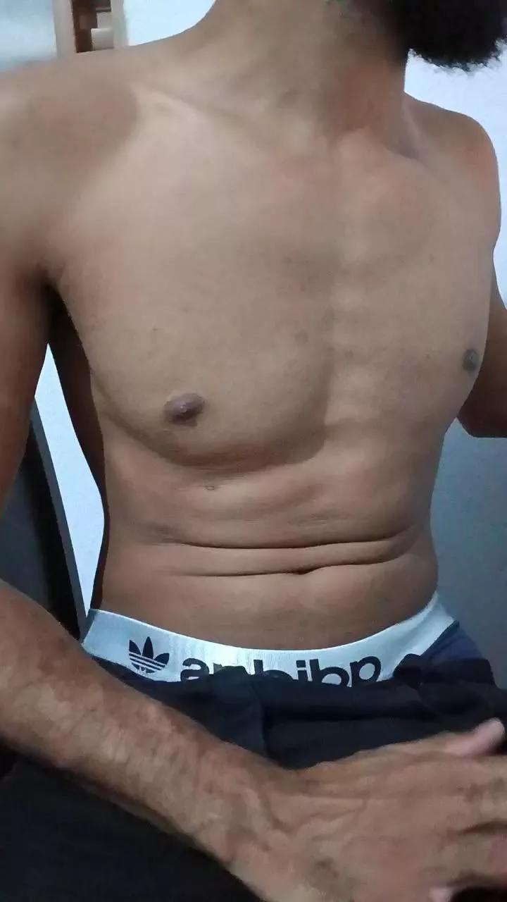 dotsaf92 on Cam4 