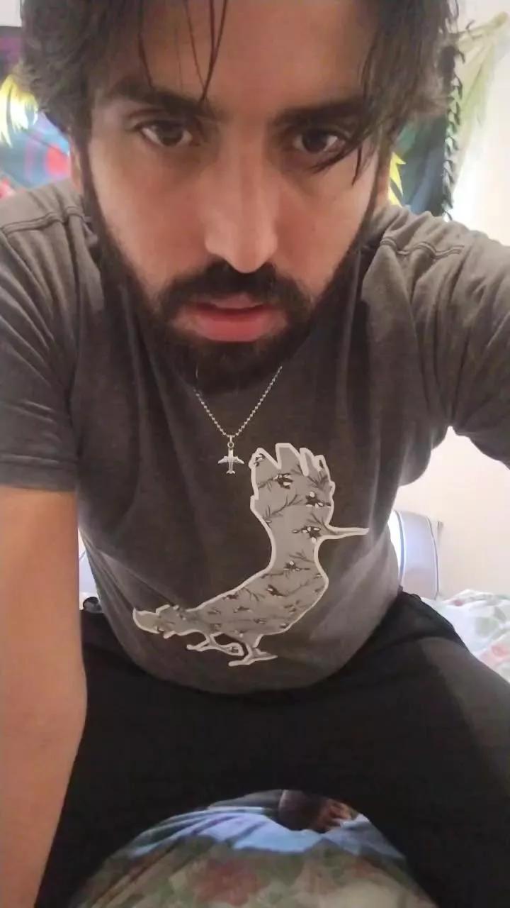 eliashotfun on Cam4 