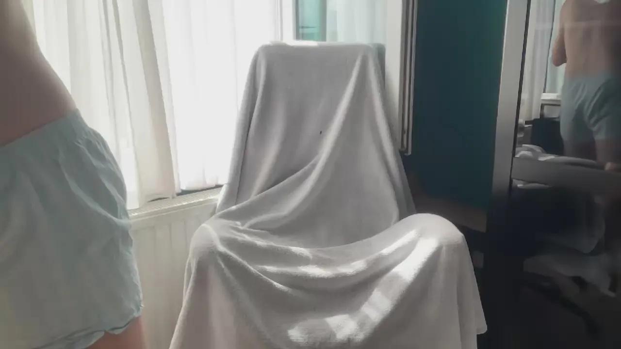 enjoylolz on Cam4 