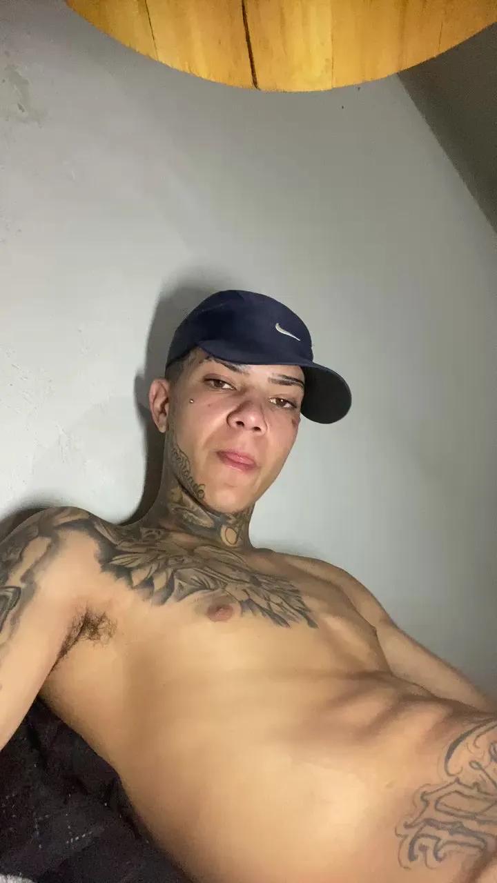 Eookevin on Cam4 