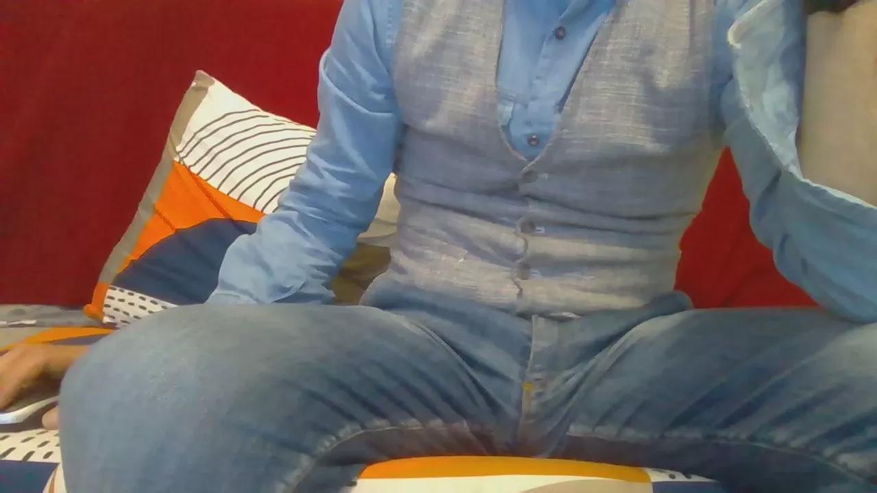 eros1981hot1 on Cam4 