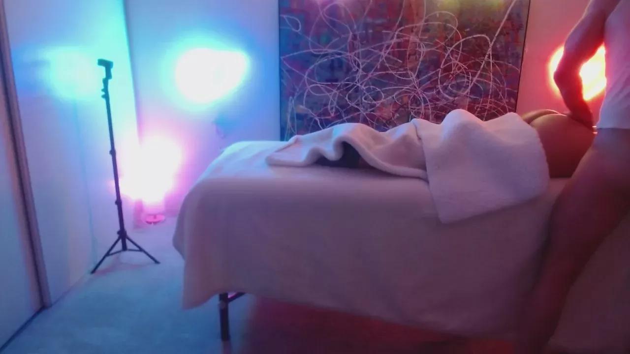 exhibitthis on Cam4 