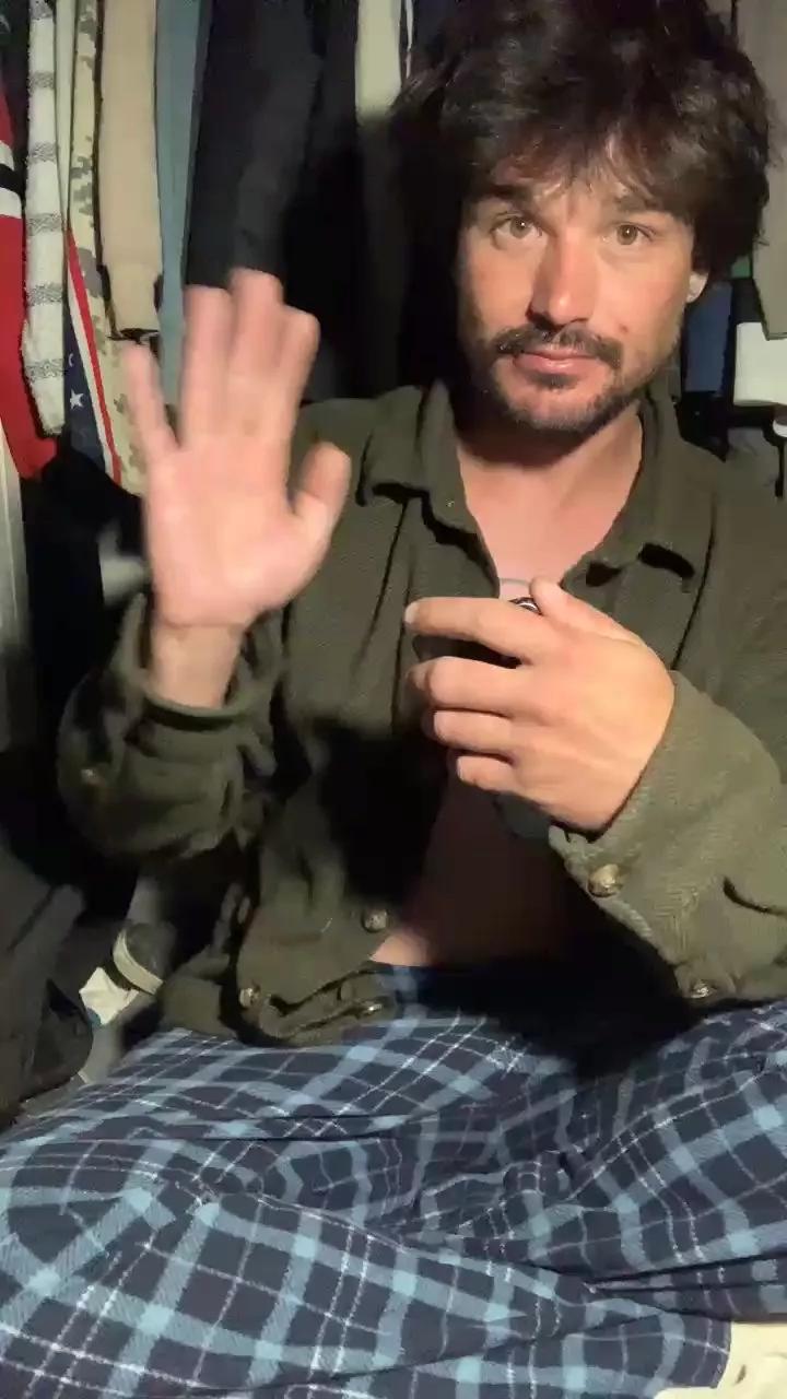 fuckbuddy805 on Cam4 