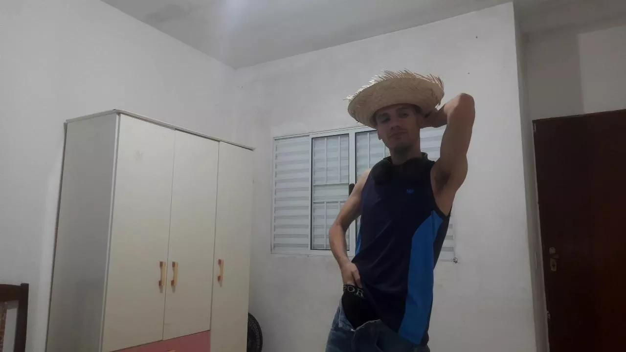 Gabriel_vale98 on Cam4 
