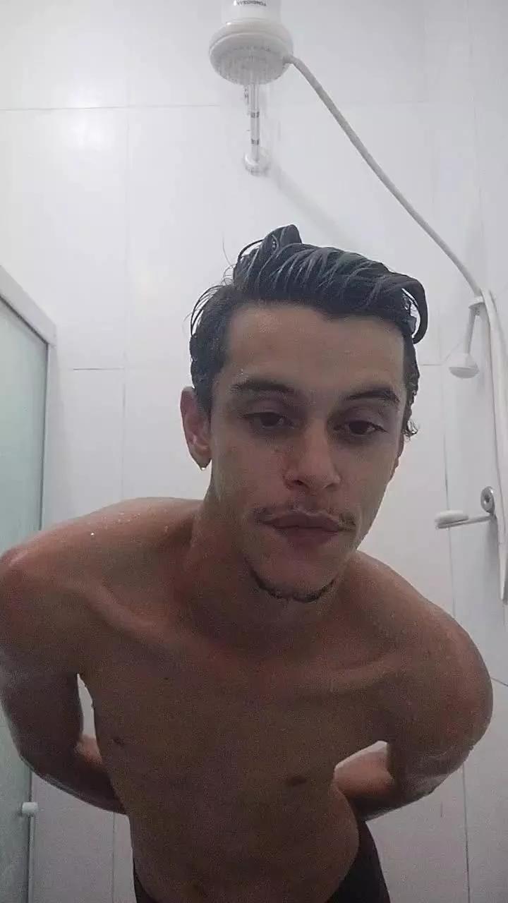 GiganteOMenino on Cam4 
