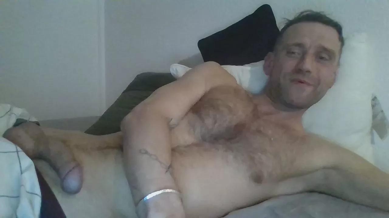 hartdickleon on Cam4 