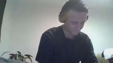 hartdickleon on Cam4 