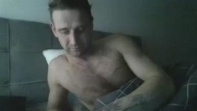 hartdickleon on Cam4 