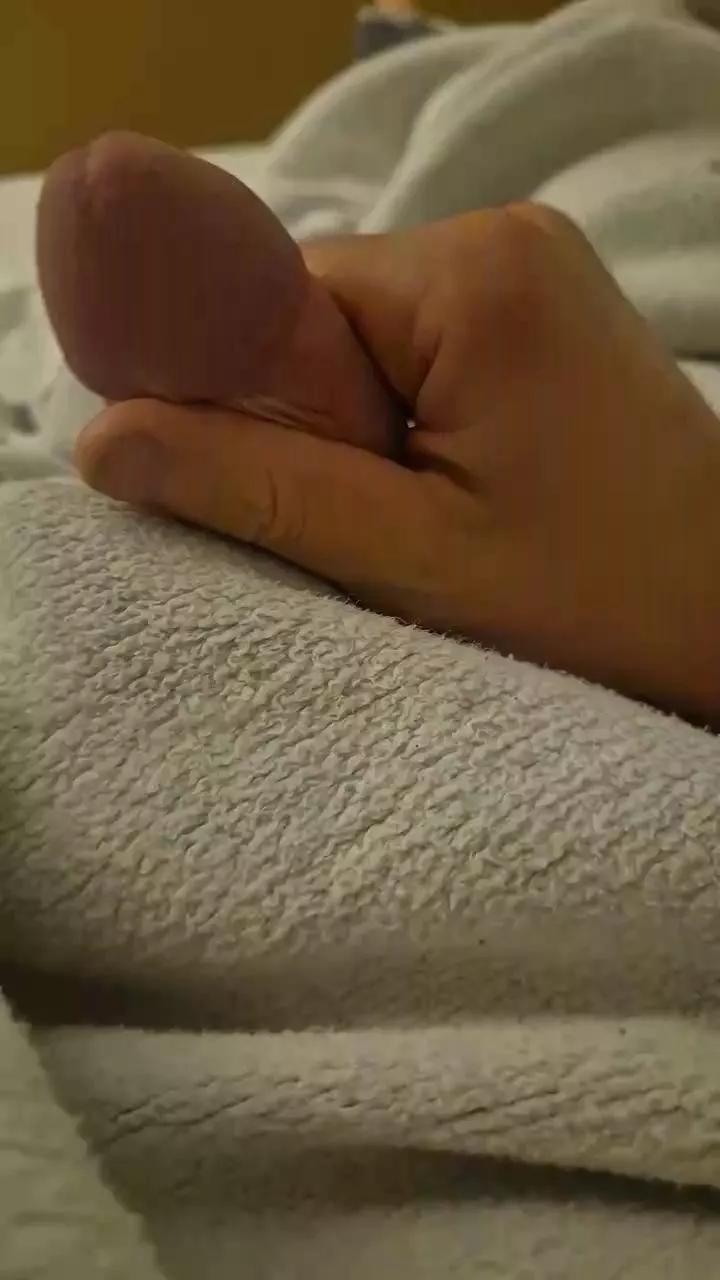 Hornyboy48196 on Cam4 