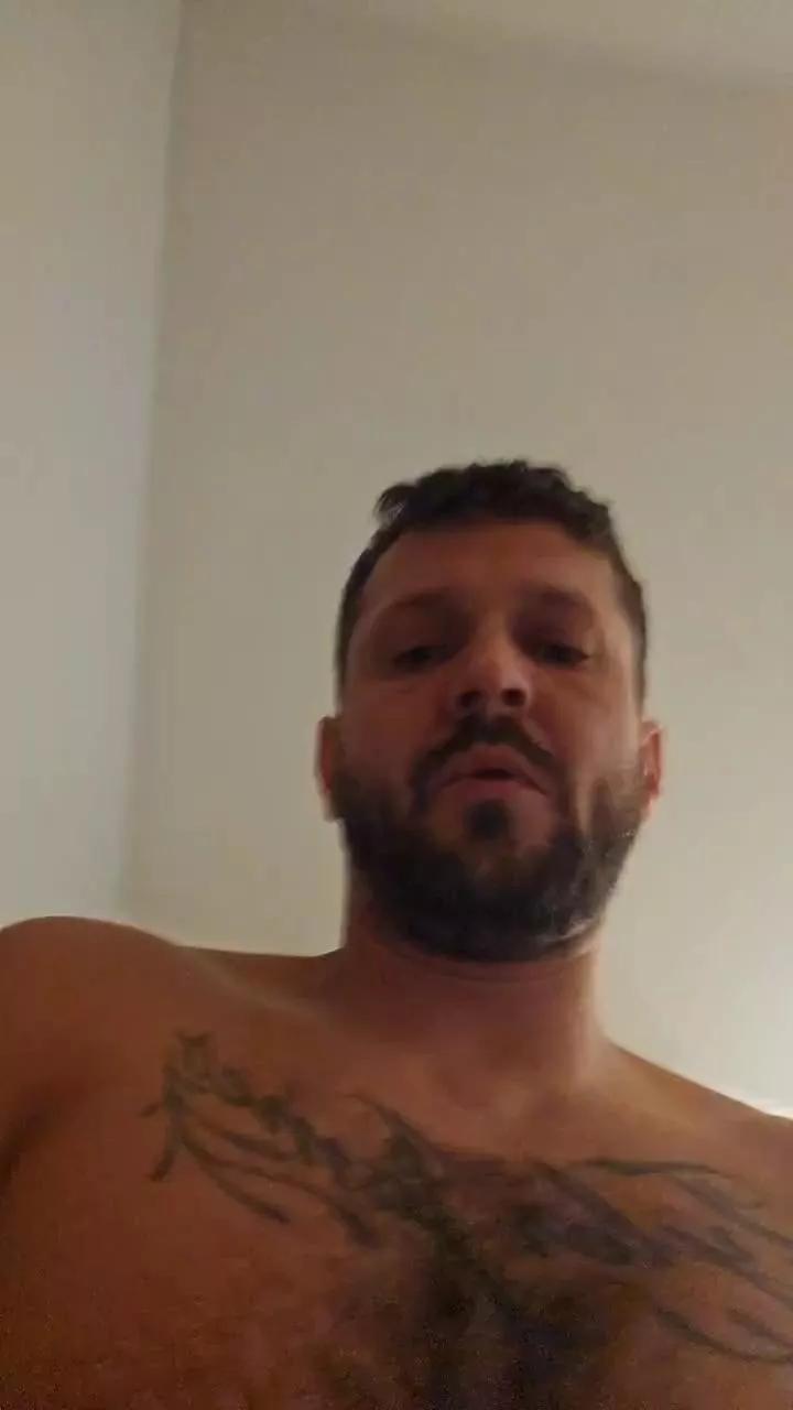hornyuk871 on Cam4 