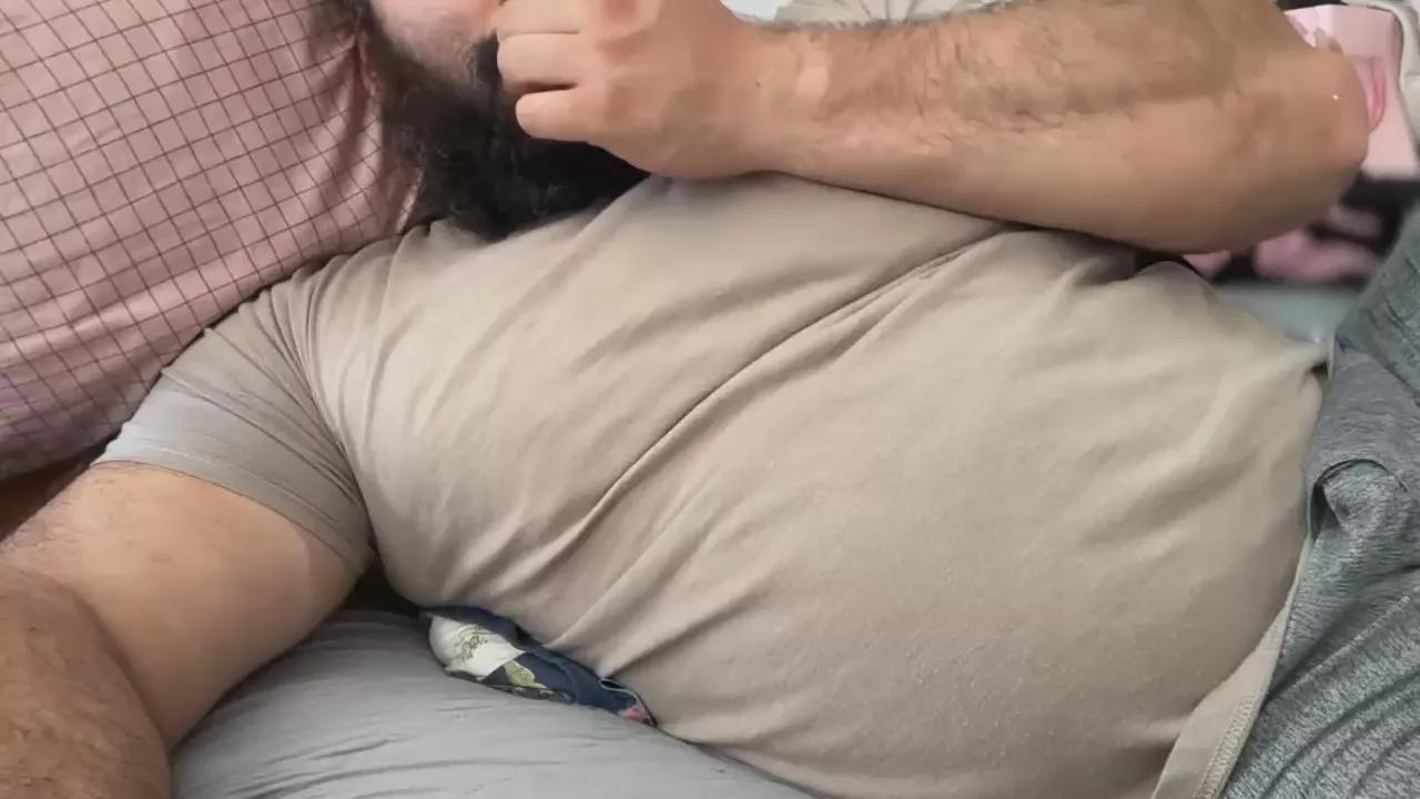 Hugehairymacho on Cam4 