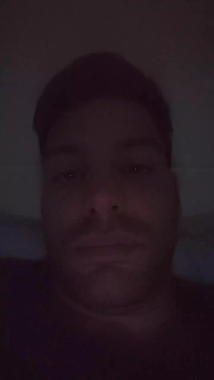 italian_bull1 on Cam4 