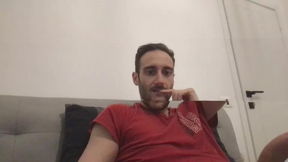 italianvirgil25 on Cam4 