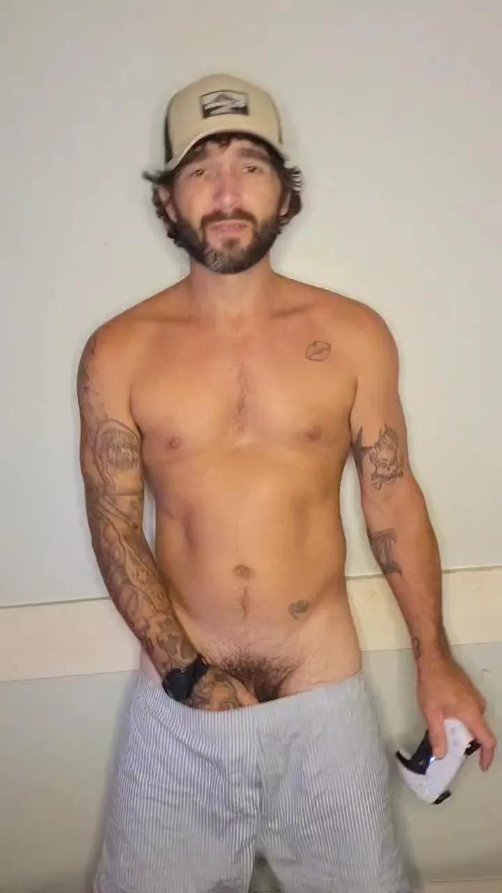 Itzmeebaby on Cam4 