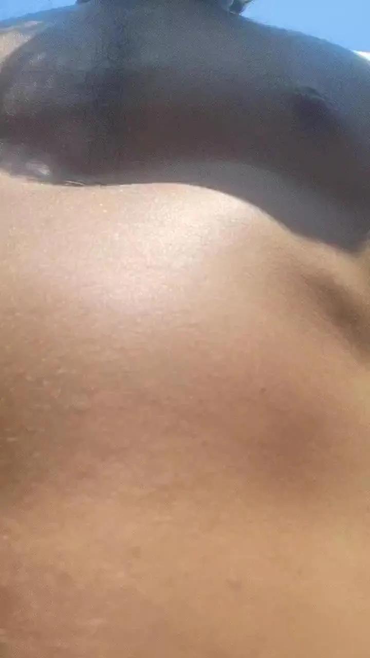Itzmeebaby on Cam4 