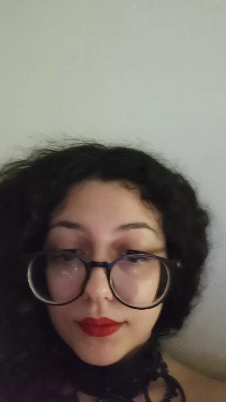 Kogumeladatrixx on Cam4 