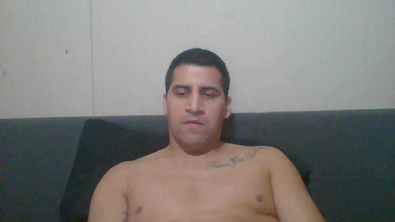 LeoRoom on Cam4 