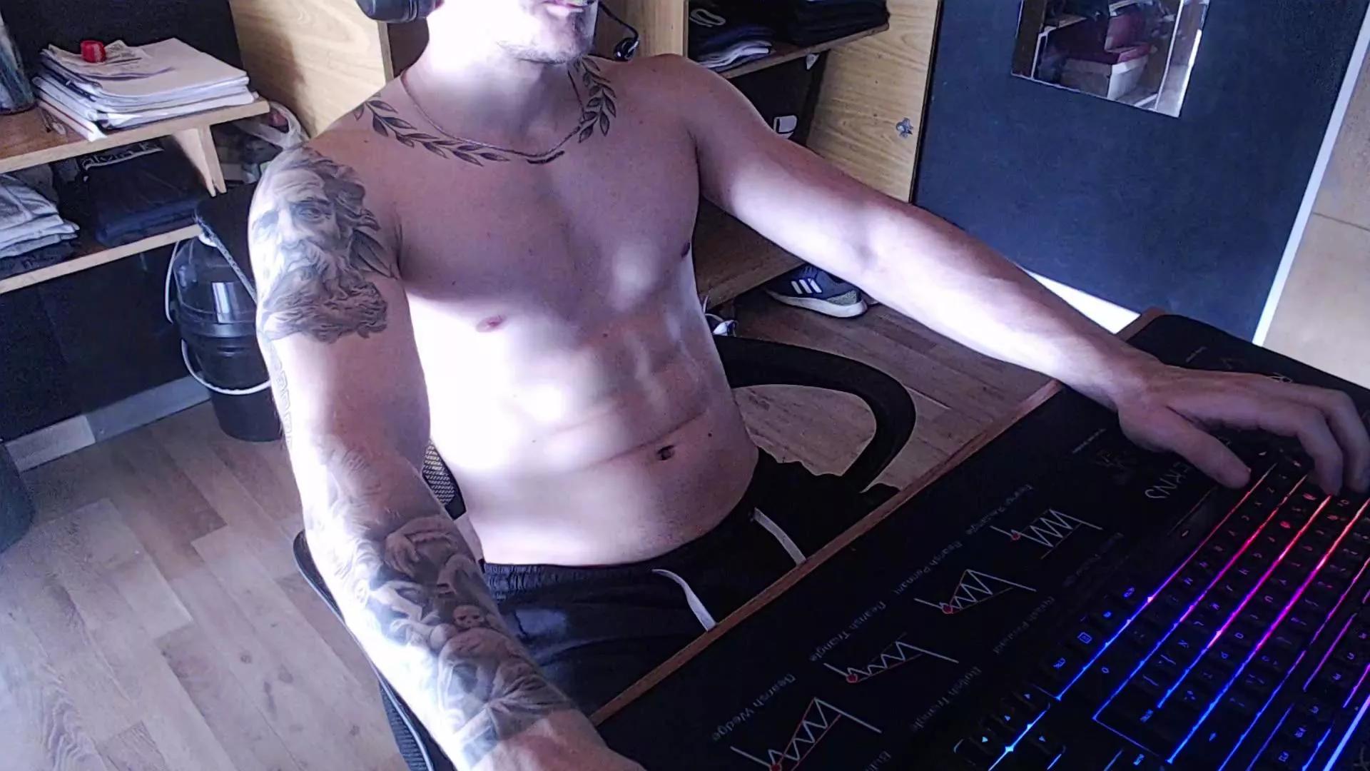 llectorboyl on Cam4 