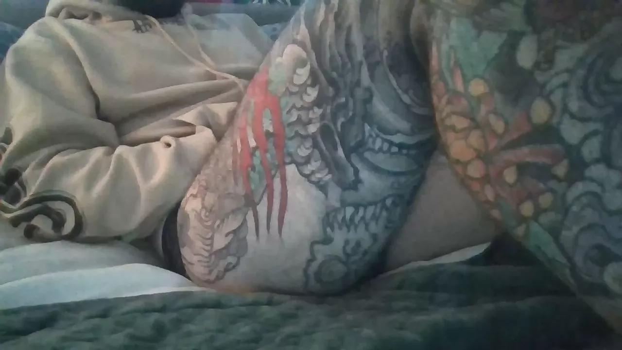 luciferino18 on Cam4 