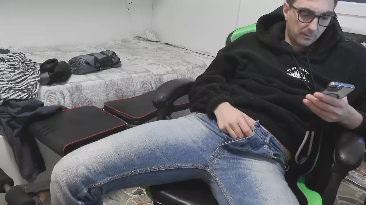 lunghibiondi on Cam4 