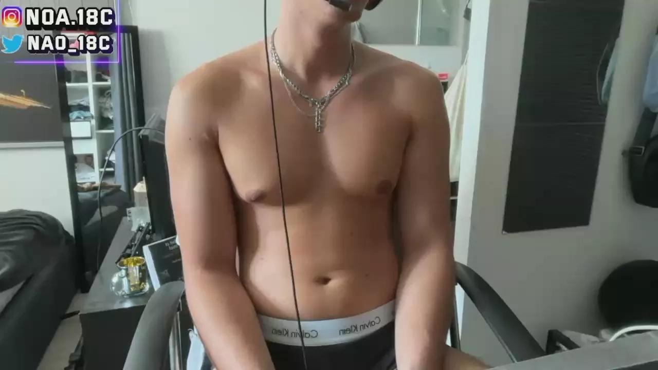 Ma1tre_noa on Cam4 