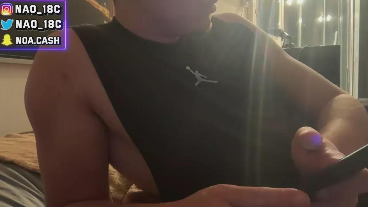 Ma1tre_noa on Cam4 