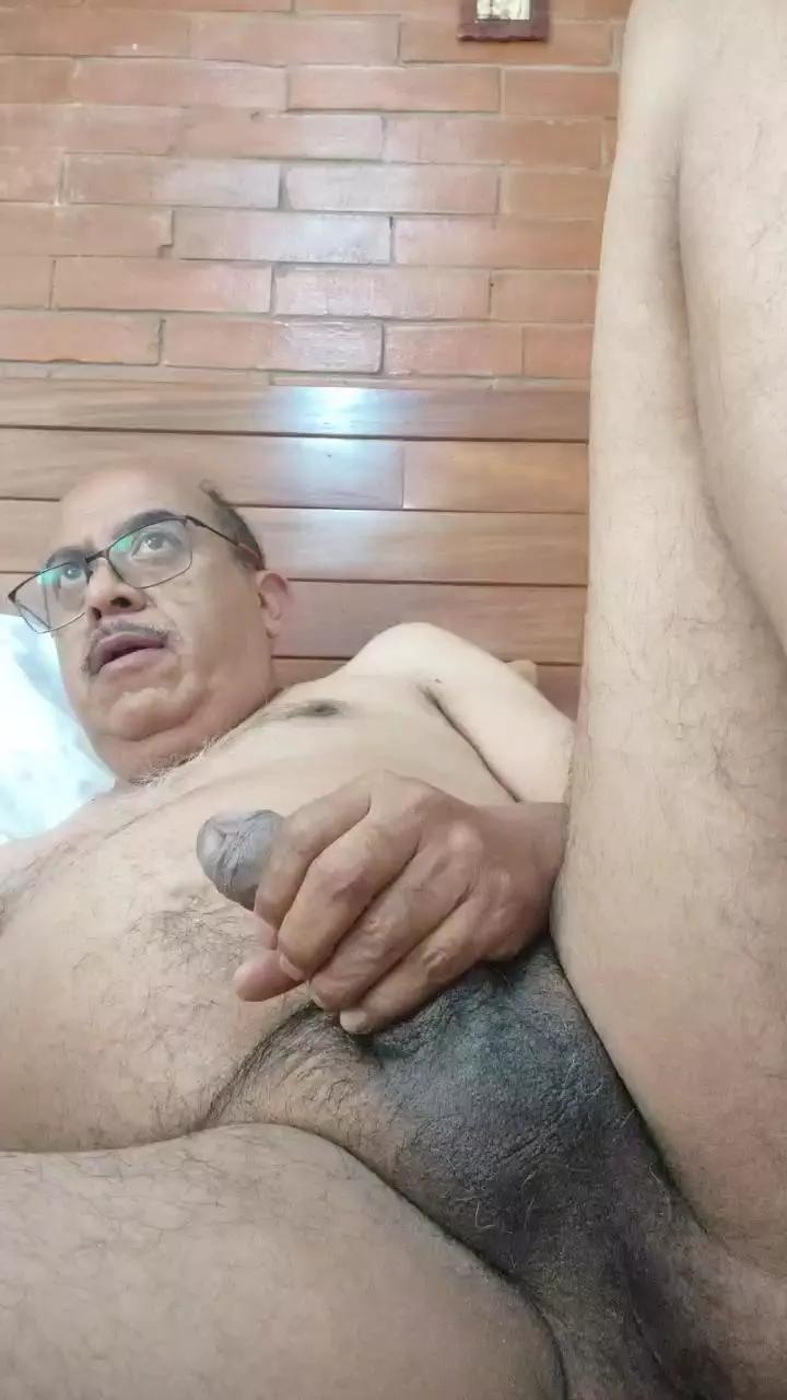 MaduroTol on Cam4 