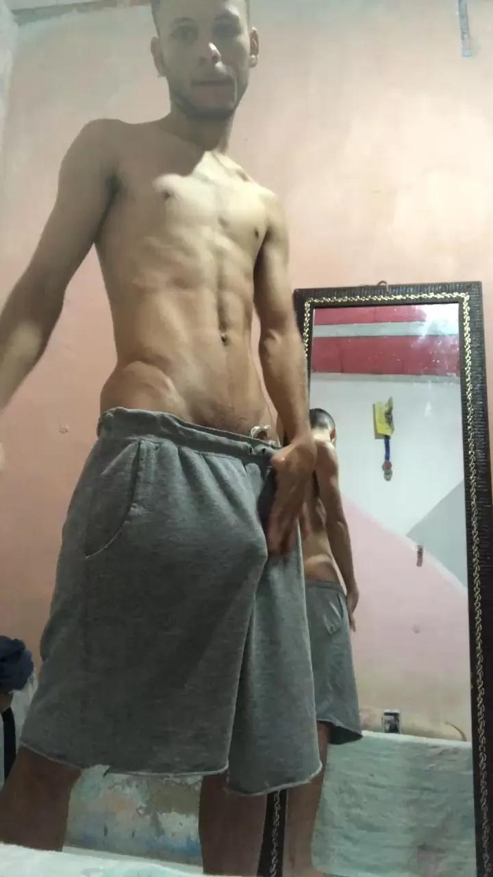 Magrinho2025 on Cam4 