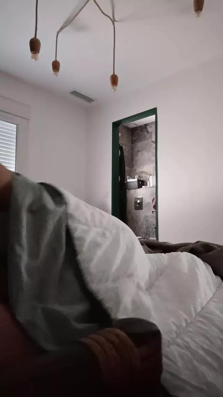 mia_lovely_baby on Cam4 