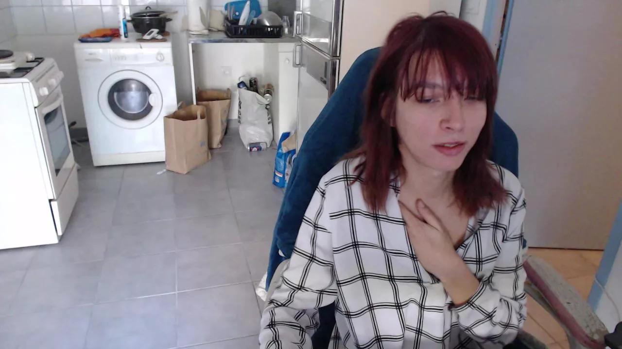 missthon on Cam4 